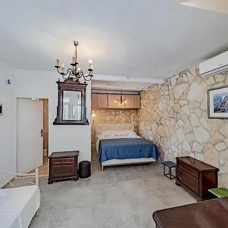 וילה Olive Grove House סטון