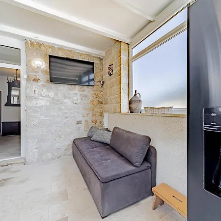 Olive Grove House