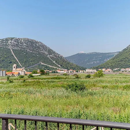 Villa Olive Grove House