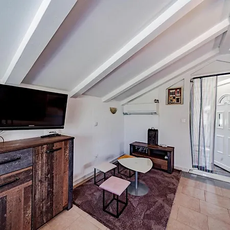 빌라 Olive Grove House