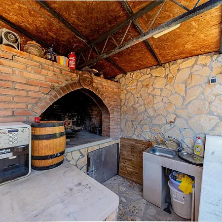 Olive Grove House Villa *