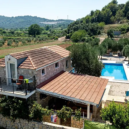 Olive Grove House * Ston